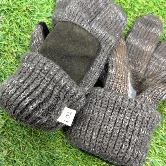 The North Face Black and Gray Knit Gloves - Picture 7 of 7